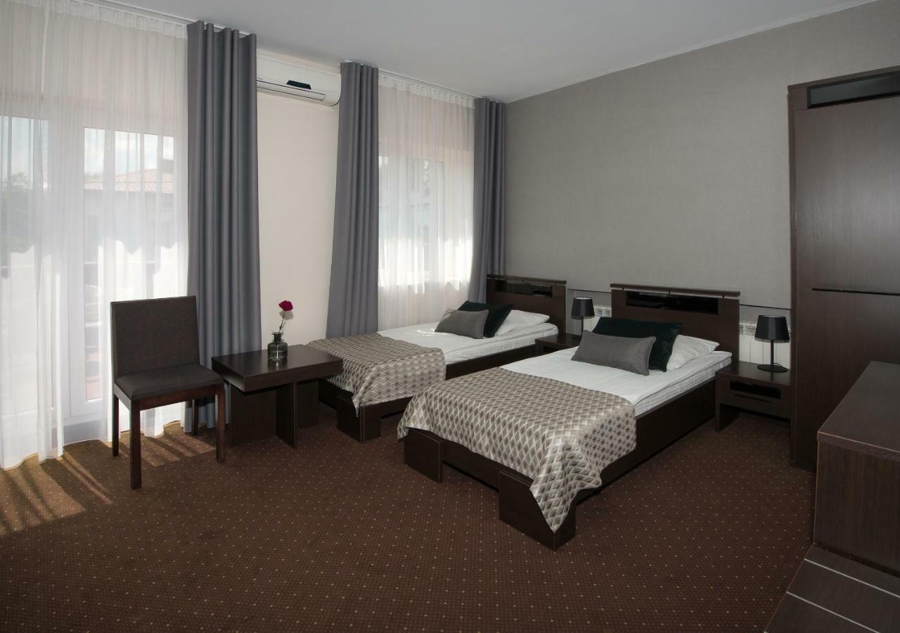 Hotel Capitol Biala Podlaska Exterior photo